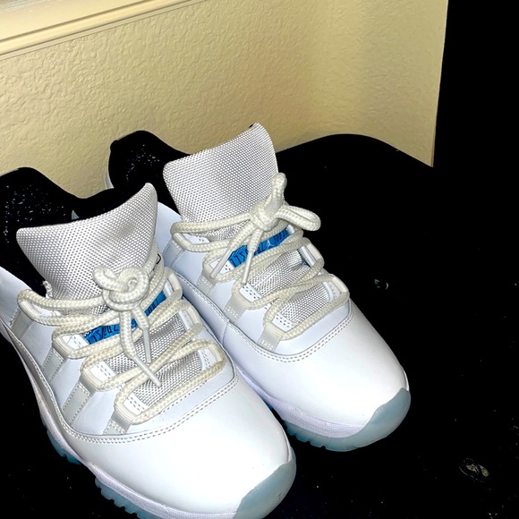 jordan retro 11 low legend blue size 7.5 - Picture 3 of 5